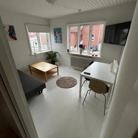 3 Bedroom With Garden And Parking